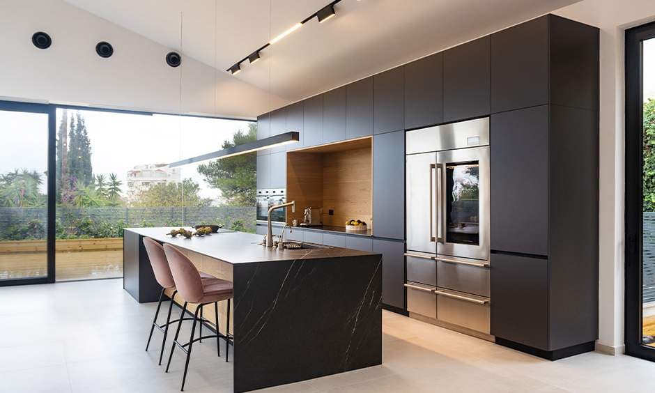 Elegant Veining